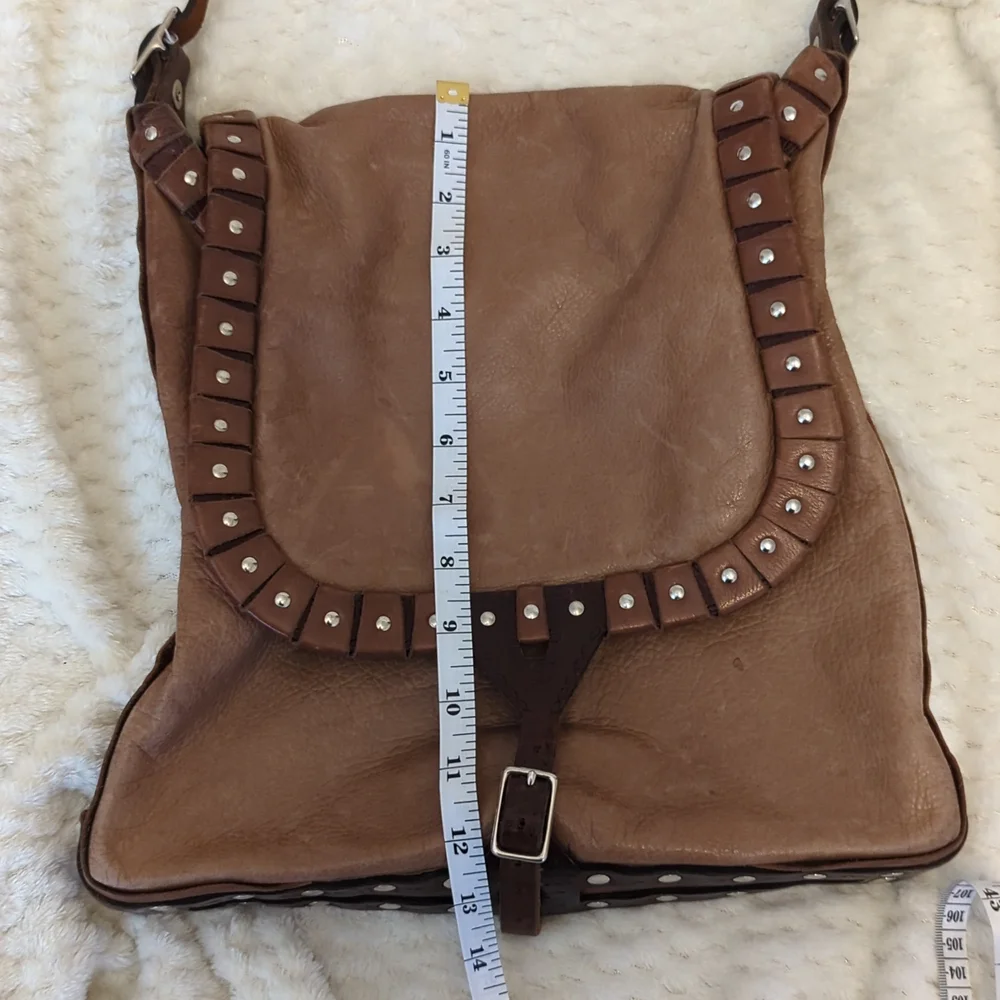 💕HP💕Bella Dolci Handcrafted Brown Leather Shoulder Bag - Picture 12 of 14